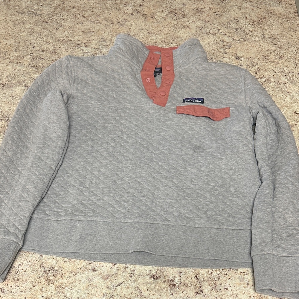 Patagonia Women's Gray and Rust Sweater